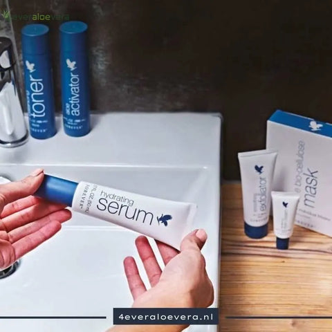 Geef Je Huid een Gezonde Gloed met Forever Hydrating Serum!