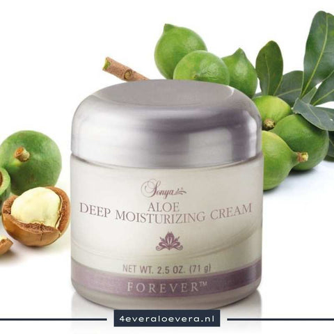 Laat je huid stralen met Sonya Aloe Deep Moisturizing Cream: De ultieme nachtelijke verwennerij!